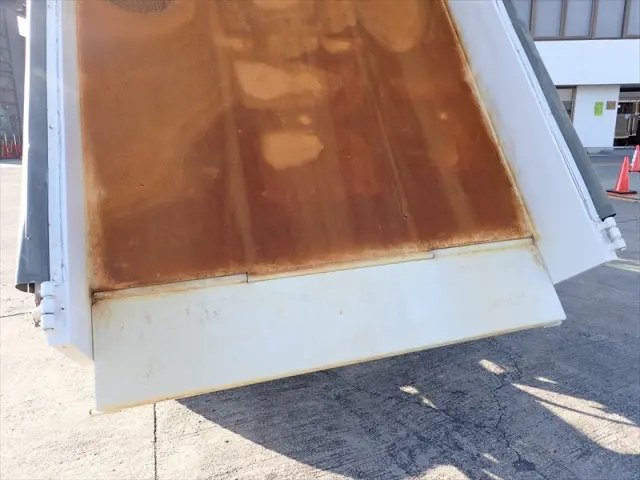 いすゞ フォワード 2RG-FRR90S1(2WD)の写真11