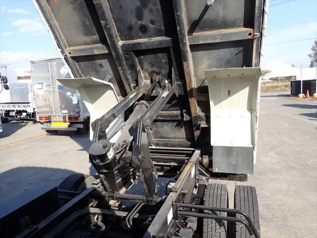 いすゞ フォワード 2RG-FRR90S1(2WD)の写真13