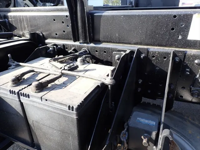 いすゞ フォワード 2RG-FRR90S1(2WD)の写真16