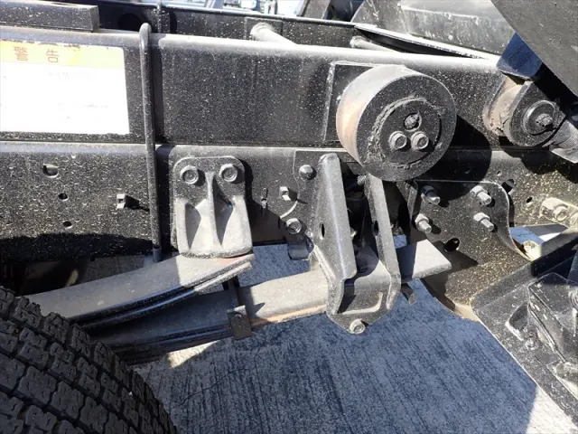 いすゞ フォワード 2RG-FRR90S1(2WD)の写真17