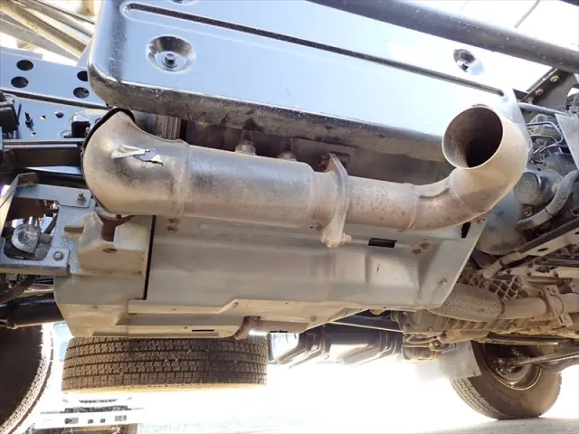 いすゞ フォワード 2RG-FRR90S1(2WD)の写真24