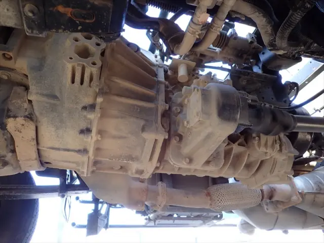 いすゞ フォワード 2RG-FRR90S1(2WD)の写真33