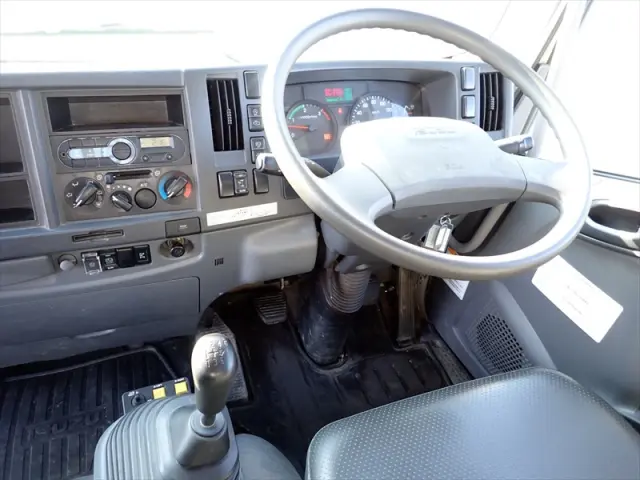 いすゞ フォワード 2RG-FRR90S1(2WD)の写真42