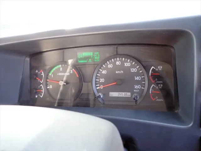 いすゞ フォワード 2RG-FRR90S1(2WD)の写真45