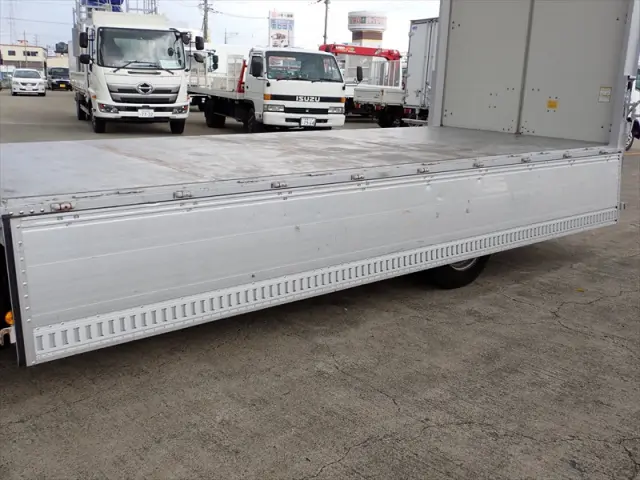 いすゞ エルフ TPG-NPR85AN(2WD)の写真14