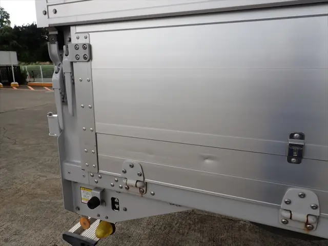 いすゞ エルフ TPG-NPR85AN(2WD)の写真20