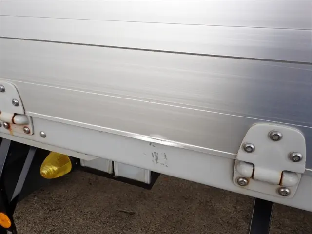 いすゞ エルフ TPG-NPR85AN(2WD)の写真23