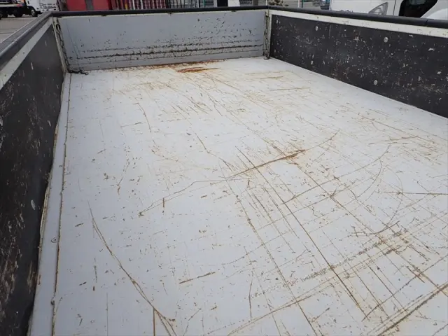 いすゞ エルフ 2RG-NJS88A(4WD)の写真7