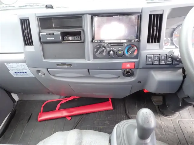 いすゞ エルフ 2RG-NJS88A(4WD)の写真17
