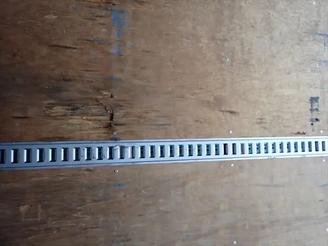 いすゞ ギガ QKG-CYJ77B(8x4)の写真13