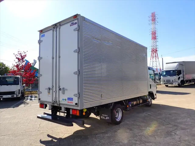 いすゞ エルフ 2RG-NLR88AN(2WD)の写真2