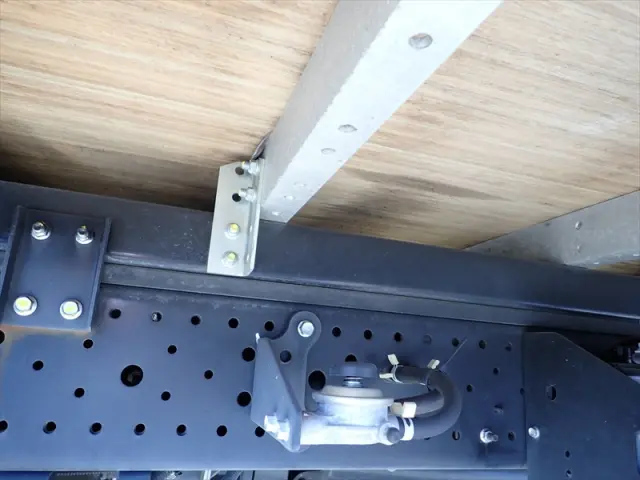 いすゞ エルフ 2RG-NLR88AN(2WD)の写真22