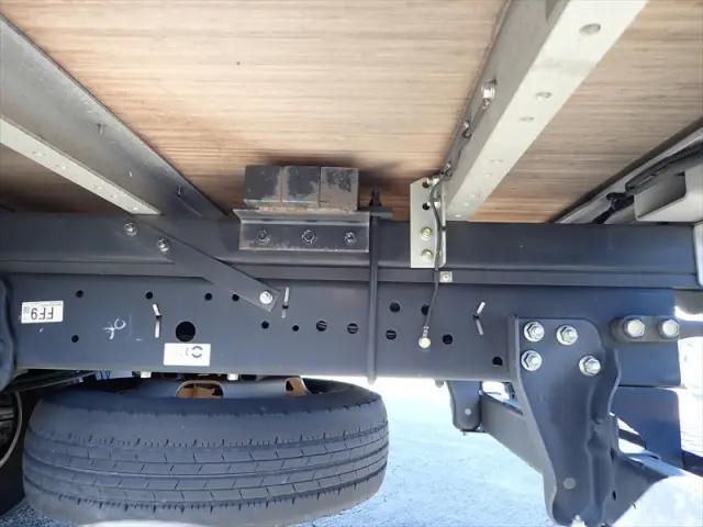 いすゞ エルフ 2RG-NLR88AN(2WD)の写真23