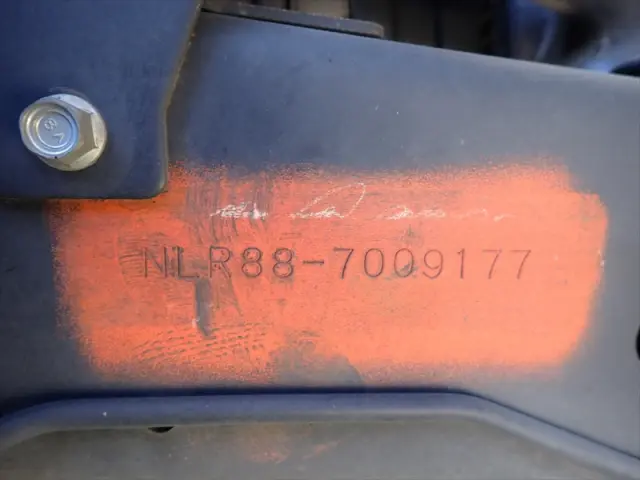 いすゞ エルフ 2RG-NLR88AN(2WD)の写真35