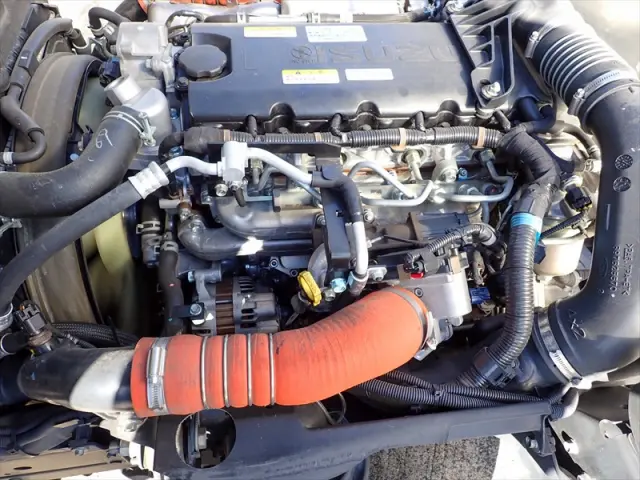いすゞ エルフ 2RG-NLR88AN(2WD)の写真37