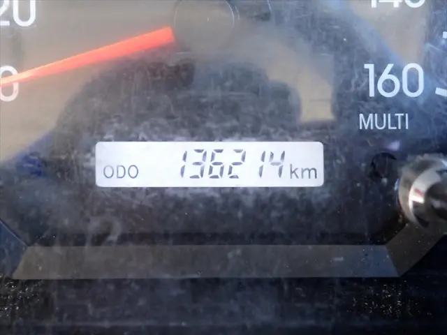 いすゞ エルフ 2RG-NLR88AN(2WD)の写真46