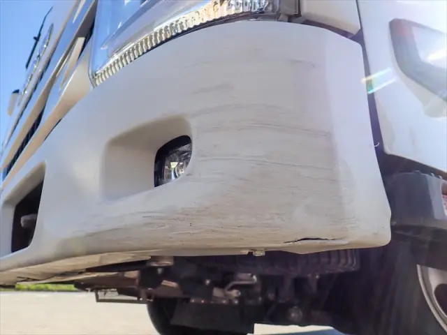 いすゞ エルフ 2RG-NLR88AN(2WD)の写真48