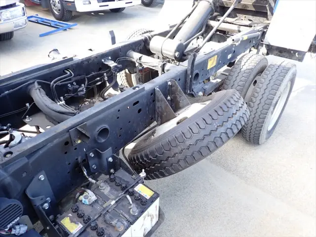 いすゞ エルフ TPG-NKR85AD(2WD)の写真15