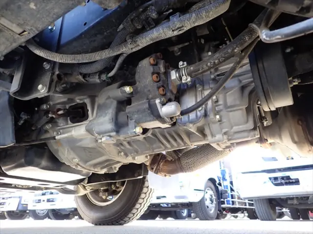 いすゞ エルフ TPG-NKR85AD(2WD)の写真23