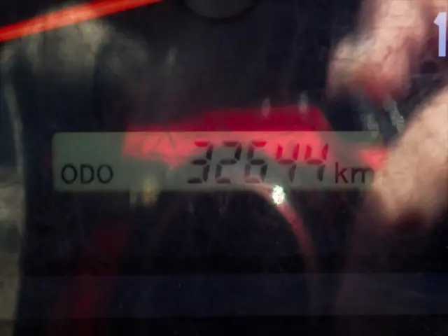 いすゞ エルフ TPG-NKR85AD(2WD)の写真31