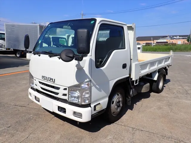 いすゞ エルフ TPG-NJR85AD(2WD)の写真1