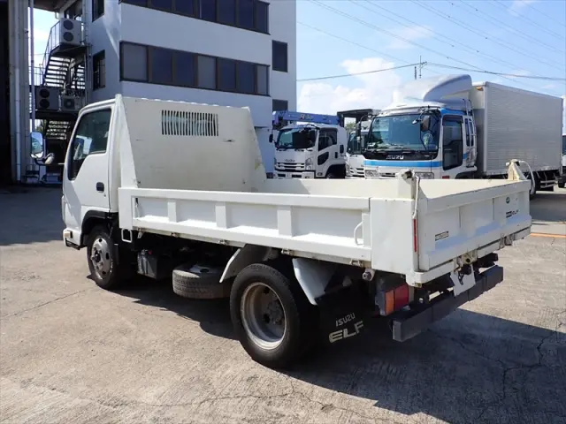 いすゞ エルフ TPG-NJR85AD(2WD)の写真4