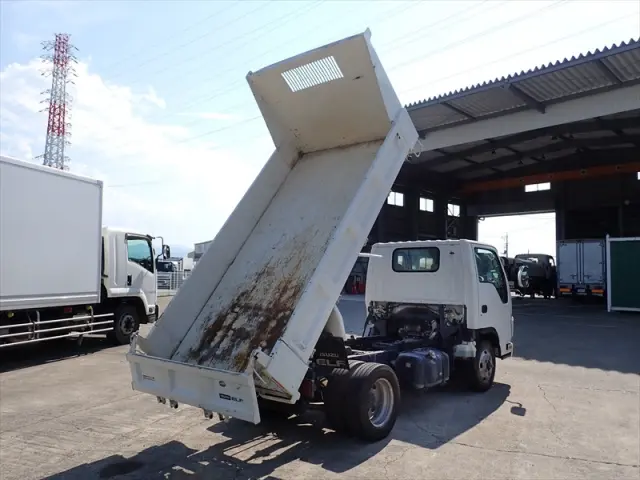 いすゞ エルフ TPG-NJR85AD(2WD)の写真7