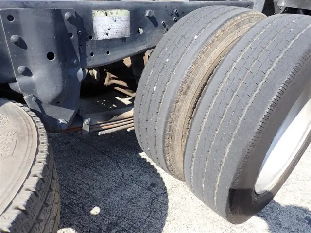 いすゞ エルフ TPG-NJR85AD(2WD)の写真15