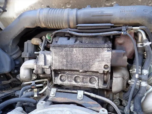 いすゞ エルフ TPG-NJR85AD(2WD)の写真21