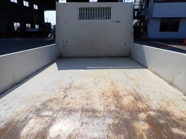 いすゞ エルフ TPG-NJR85AD(2WD)の写真25