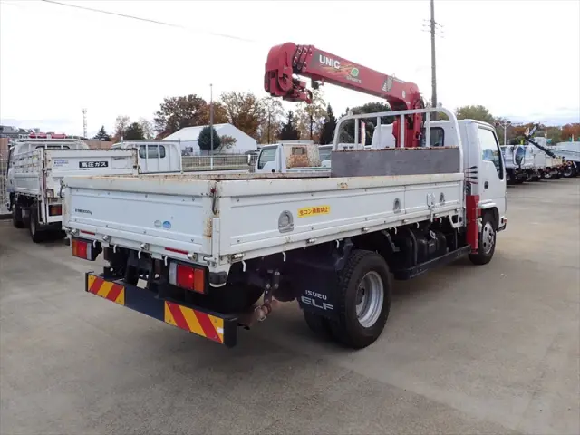 いすゞ エルフ TPG-NKR85R(2WD)の写真2
