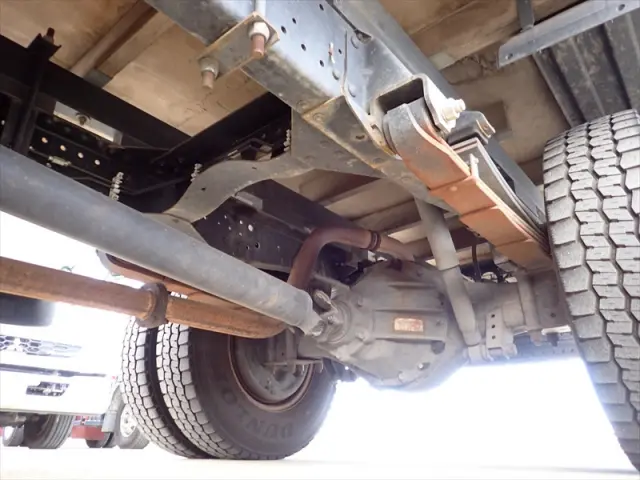 いすゞ エルフ TPG-NKR85R(2WD)の写真12