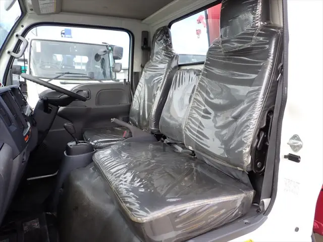 いすゞ エルフ TPG-NKR85R(2WD)の写真30