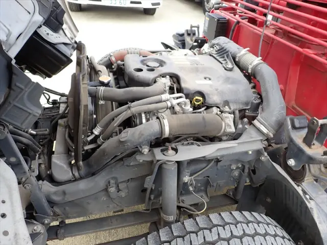 いすゞ エルフ TPG-NKR85R(2WD)の写真32