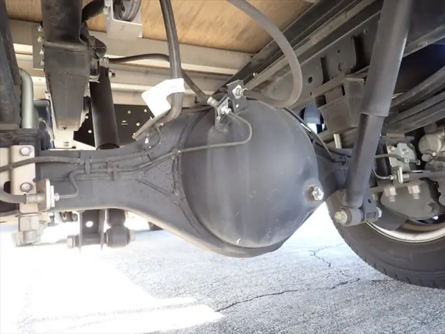 いすゞ エルフ 2RG-NLR88AN(2WD)の写真26