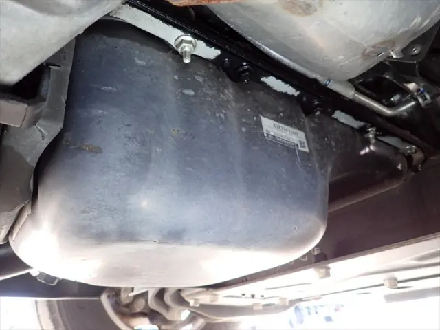 いすゞ エルフ 2RG-NLR88AN(2WD)の写真31