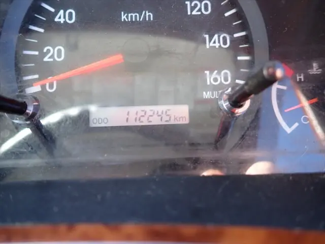 いすゞ エルフ 2RG-NLR88AN(2WD)の写真43