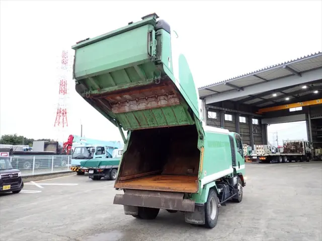 いすゞ エルフ SKG-NPR85YN(2WD)の写真10