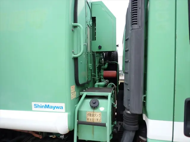 いすゞ エルフ SKG-NPR85YN(2WD)の写真29