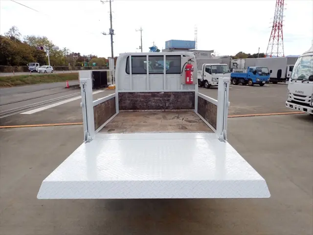 いすゞ エルフ TRG-NJR85Aの写真6