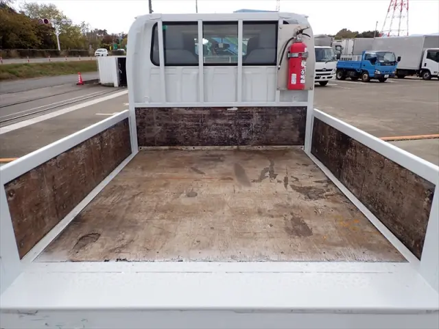 いすゞ エルフ TRG-NJR85Aの写真9