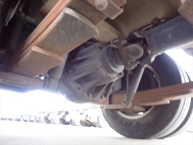 いすゞ エルフ TRG-NJR85A(2WD)の写真13