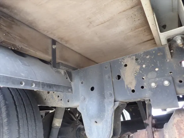 いすゞ エルフ TRG-NJR85Aの写真19