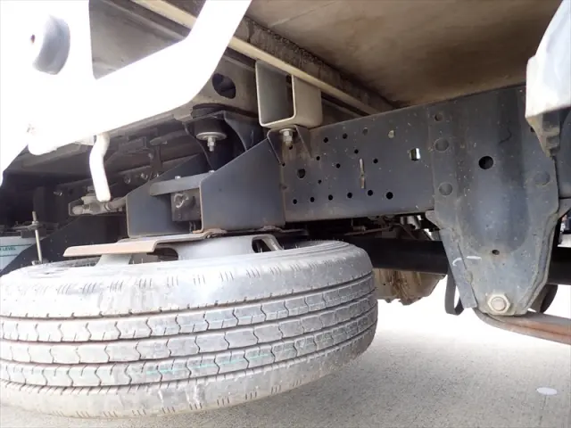 いすゞ エルフ TRG-NJR85Aの写真22