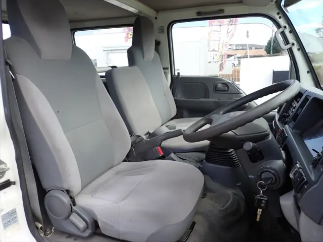 いすゞ エルフ TRG-NJR85Aの写真25