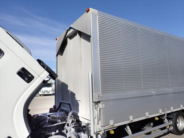 いすゞ エルフ TRG-NPR85AN(2WD)の写真21