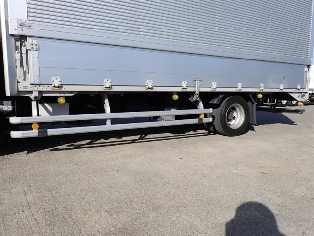 いすゞ エルフ TRG-NPR85AN(2WD)の写真23