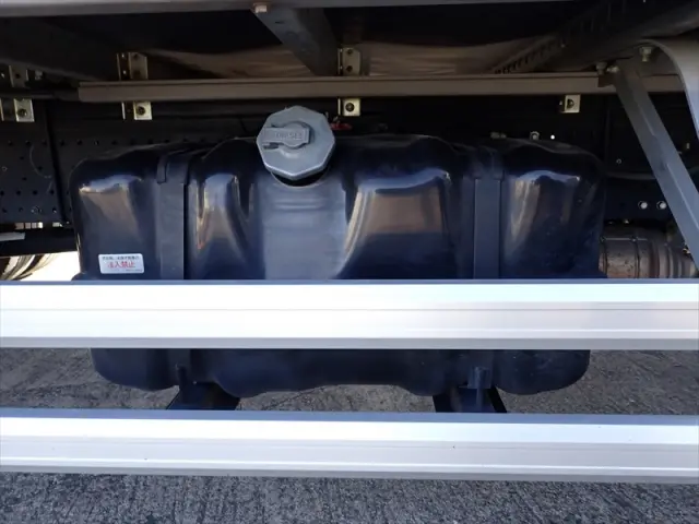 いすゞ エルフ TRG-NPR85AN(2WD)の写真28