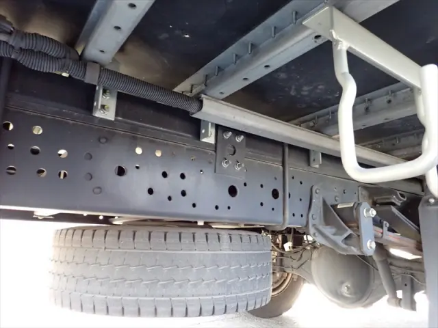 いすゞ エルフ TRG-NPR85AN(2WD)の写真29