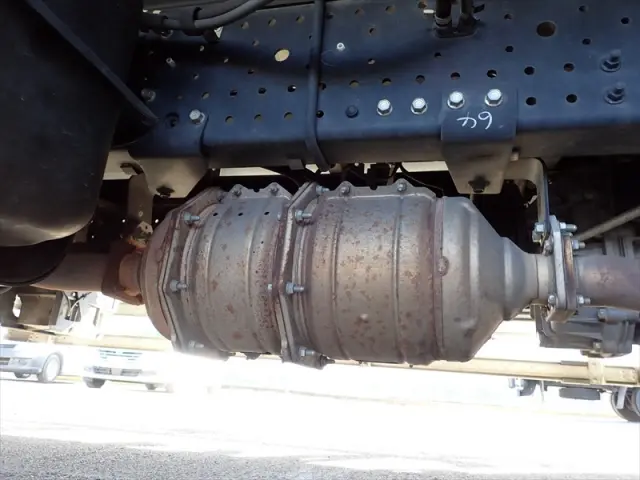 いすゞ エルフ TRG-NPR85AN(2WD)の写真31